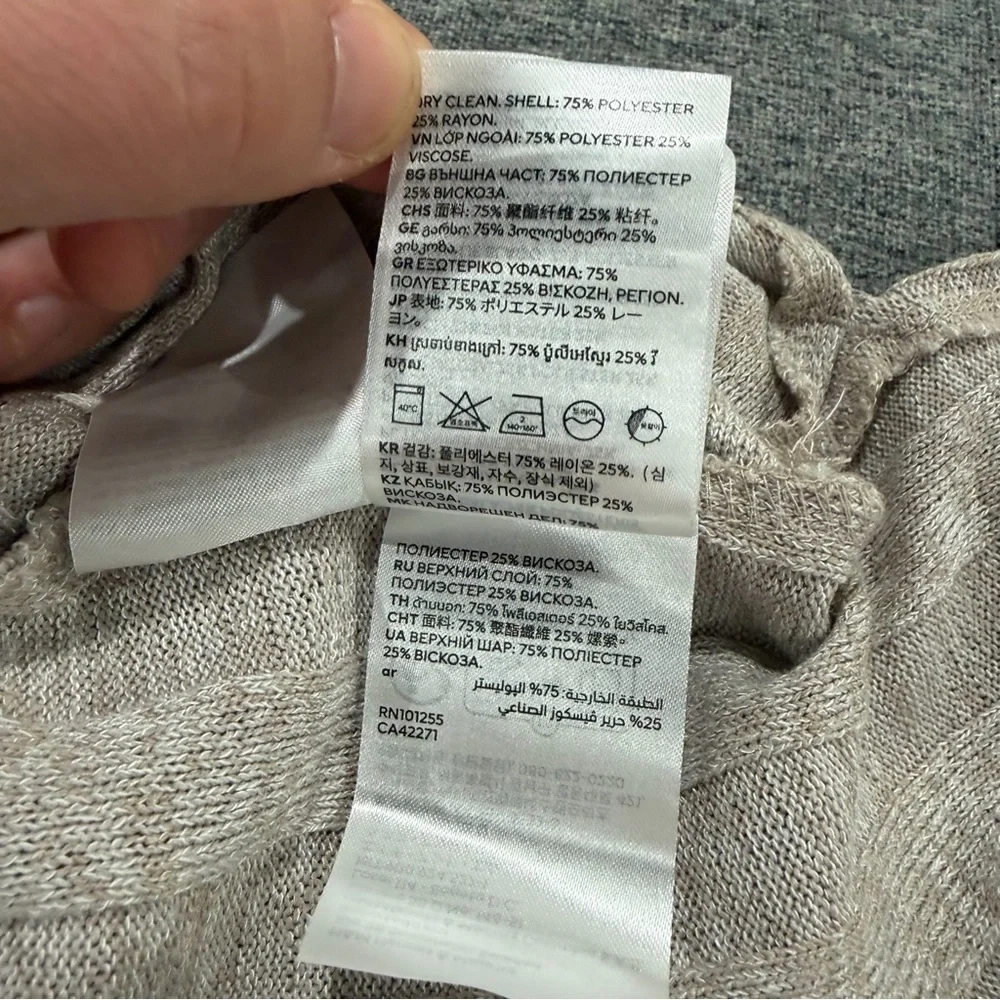 2/$25 H&M Elegant Long Sleeve Beige Ribbed Knit Dress with Side Slit - Picture 9 of 11